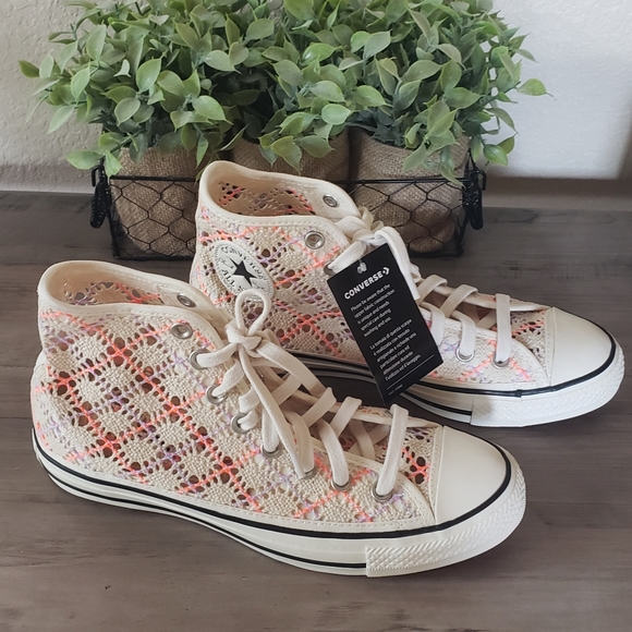 crochet chuck taylors pattern